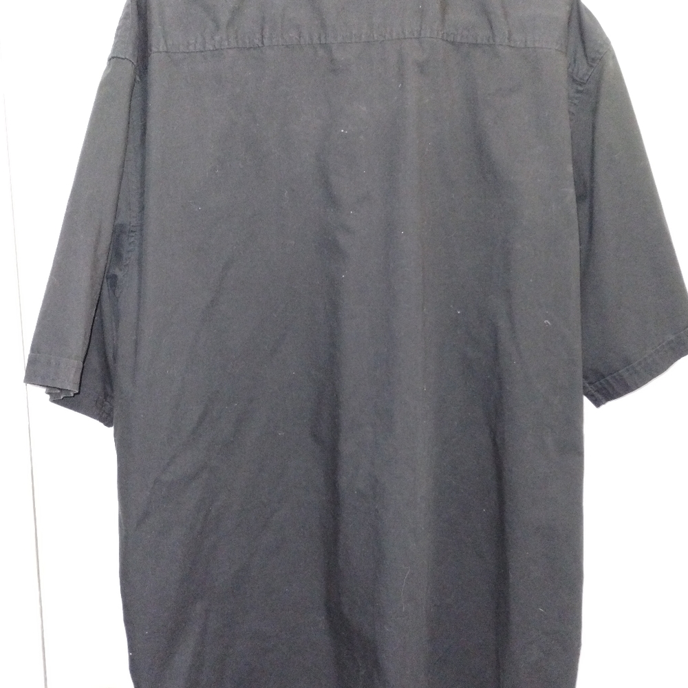 Button-up - Picture 3 of 4